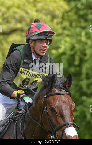 Badminton Horse Trials 5 mai 2019 Gloucester 2019 Tom Britnell équitation cross country dans le badminton Horse Trials Banque D'Images