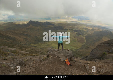 La vue de juste en dessous du sommet du volcan Rumiñahui, Parc National Cotopaxi, Equateur Banque D'Images