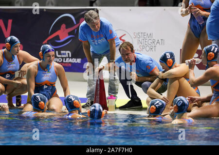 Roma, Italie. 1er novembre 2019. temps dunaujvarosduring Kirishi Kinef Surgutneftegas vs Dunaujvaros, Waterpolo EuroLeague Women Championship à Roma, Italie, 01 novembre 2019 - LPS/Luigi Mariani Crédit : Luigi Mariani/fil LPS/ZUMA/Alamy Live News Banque D'Images