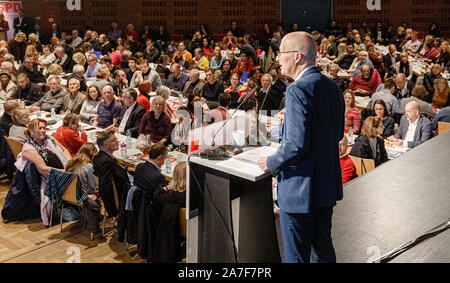 Hambourg, Allemagne. 09Th Nov, 2019. Peter Tschentscher (SPD), premier maire de Hambourg, s'exprime à l'État partie de conférence le SPD à Hambourg, à laquelle la liste des candidats à l'élections des citoyens 2020 est d'être voté. Photo : Markus Scholz/dpa/Alamy Live News Banque D'Images