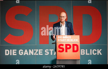 Hambourg, Allemagne. 09Th Nov, 2019. Peter Tschentscher (SPD), premier maire de Hambourg, s'exprime à l'État partie de conférence le SPD à Hambourg, à laquelle la liste des candidats à l'élections des citoyens 2020 est d'être voté. Photo : Markus Scholz/dpa/Alamy Live News Banque D'Images