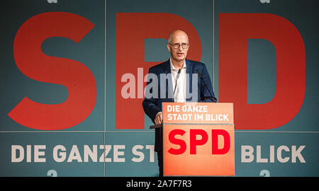 Hambourg, Allemagne. 09Th Nov, 2019. PeterTschentscher (SPD), premier maire de Hambourg, s'exprime à l'État partie de conférence le SPD à Hambourg, à laquelle la liste des candidats à l'élections des citoyens 2020 est d'être voté. Photo : Markus Scholz/dpa/Alamy Live News Banque D'Images