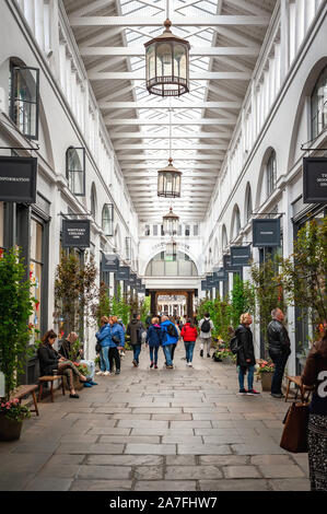 Londres, Royaume-Uni. 05-02-2019. Marché couvert de Covent Garden.monument touristique dans le centre de Londres. Banque D'Images