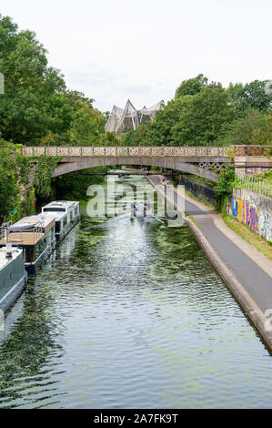 Londres, Royaume-Uni. 08-03-2019. Regent's Canal fait partie de Regent's Park en centre-ville. Banque D'Images