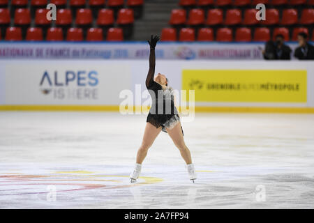 Wakaba HIGUCHI, depuis le Japon, au cours de la pratique du programme court au Senior Grand Prix ISU de patinage artistique 2019, International de France de patinage, patinoire Polesud 2019 au 01 novembre 2019 à Grenoble, France. Credit : Raniero Corbelletti/AFLO/Alamy Live News Banque D'Images