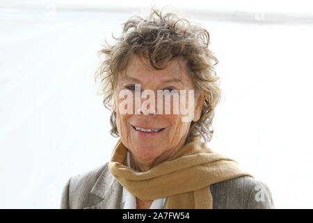 Kate Hoey, députée de College Green, Westminster, le 28th octobre 2019. Kate a annoncé sa retraite de la politique. Elle ne se présentera pas aux prochaines élections législatives du 12th décembre 2019. Les politiciens britanniques. Groupe de travail MPS. PAGE DU PORTEFEUILLE DE RUSSELL MOORE. Banque D'Images