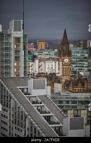 Hôtel de ville de Manchester et l'horizon avec une grande tour Nord (f) Banque D'Images