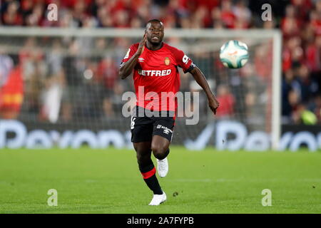 Palma de Mallorca, Espagne. 31 octobre, 2019. Yannis Salibur (Mallorca) Football/soccer : "La Liga espagnole Santander' match entre le RCD Mallorca 2-2 Osasuna au stade de fils moix à Palma de Majorque, Espagne . Credit : Mutsu Kawamori/AFLO/Alamy Live News Banque D'Images