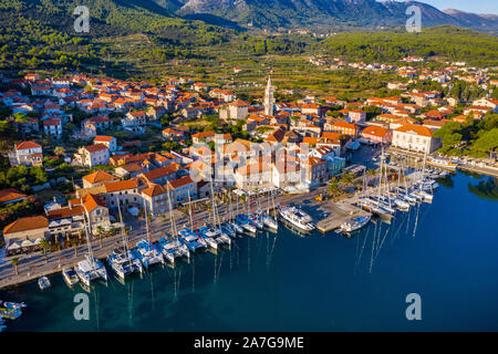 Jelsa, île de Hvar, Croatie Banque D'Images