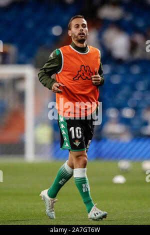 Stade Santiago Bernabeu, Madrid, Espagne. 2e Nov, 2019. La Liga Football, Real Madrid contre Real Betis ; Sergio Canales (17 ans) Pré-match warm-up - usage éditorial : Action Crédit Plus Sport/Alamy Live News Banque D'Images