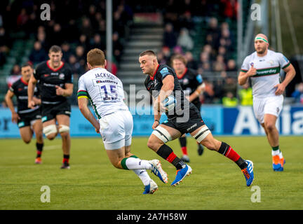 Londres, Royaume-Uni. 09Th Nov, 2019. Ben Comte de Sarrasins avec la balle pendant le match de rugby Premiership Gallagher entre sarrasins et London Irish à l'Allianz Park, Londres, Angleterre. Photo par Phil Hutchinson. Credit : UK Sports Photos Ltd/Alamy Live News Banque D'Images