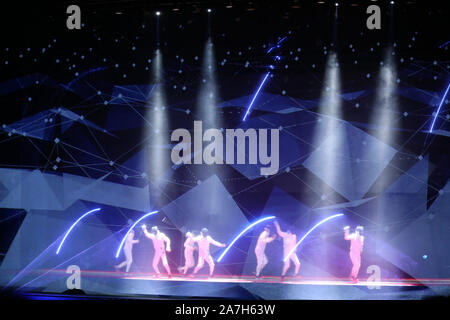 Cube ligne Shibuya, Tokyo, Japon. 2e Nov, 2019. L'ouverture, le 2 novembre 2019 - Escrime : Toutes Japon Escrime du cube à Shibuya, Tokyo, Japon. Credit : YUTAKA/AFLO SPORT/Alamy Live News Banque D'Images