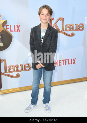 02 novembre 2019 - Westwood, Californie - Finn Carr. La "Netflix Klaus' Los Angeles Premiere tenue au Regency Village Theatre. Crédit photo : Birdie Thompson/AdMedia/MediaPunch Banque D'Images