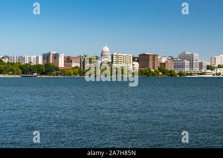 Madison, Wisconsin ville le long du lac Manona Banque D'Images