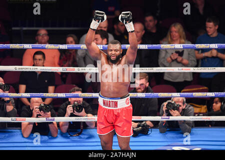 Manchester, UK. 02 Nov, 2019. Bakole Martin vs Rodney Hernandez - Heavyweight lors du concours sous carte combat de Katie Taylor vs Christina Linardatou à la Manchester Arena le samedi, Novembre 02, 2019 à MANCHESTER UNITED KINGDOM. Credit : Taka G Wu/Alamy Live News Banque D'Images