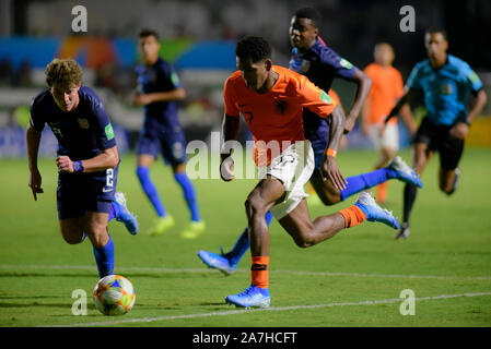 Cours, rendez-vous - 02.11.2019 : sous 17 HOLANDA E ESTADOS UNIDOS DA AMÉRICA - Joseph Scally et Jayden Braaf lors de Pays-Bas et Etats-Unis d'Amérique. Match valide pour la Coupe du Monde FIFA U17 phase groupe. Serrinha Stadium. Cours, rendez-vous sur . (Photo : Reinaldo Reginato/Fotoarena) Banque D'Images