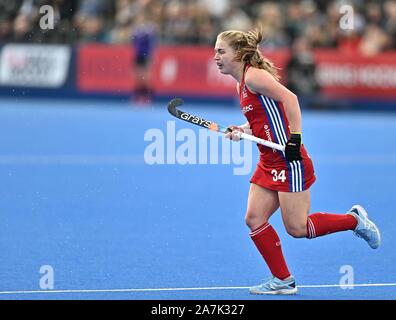 Stratford, London, UK. 3 novembre 2019. Charlotte Watson (Grande-Bretagne). Grande-bretagne v Chili. Womens hockey FIH qualificatif. Lee Valley hockey et tennis center. Stratford. Londres. United Kingdom. Credit : Sport en images/Alamy Live News Banque D'Images