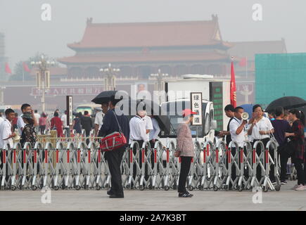 Peple visiter le président Mao Memorial Hall à la mémoire de la 43e anniversaire de la mort de Mao, la Chine, le 9 septembre 2019. Banque D'Images