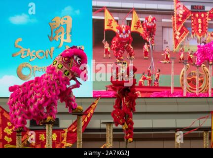 Performance à la cérémonie d'ouverture de la saison 2019/2020 La Course de chevaux dans le sud de la Chine, région administrative spéciale de Hong Kong, le 1er septembre 2019. T Banque D'Images