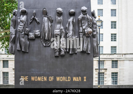 Londres, Royaume-Uni, le 14 juillet 2019.Le Monument pour les femmes de la Seconde Guerre mondiale est un monument commémoratif de guerre situé sur Whitehall à Londres, au nord Banque D'Images