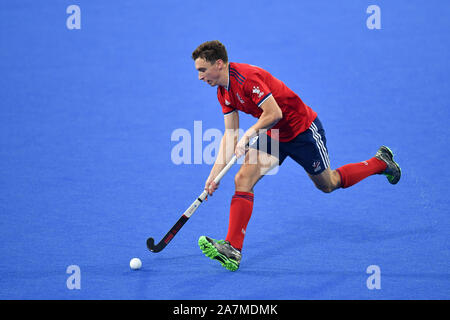 Londres, Royaume-Uni. Nov 03, 2019. Harry Martin de Grande-Bretagne au cours de match de qualification olympique de la FIH : Grande-Bretagne contre la Malaisie (hommes) à Lea Valley Hockey et Tennis Center le dimanche, Novembre 03, 2019 à Londres en Angleterre. Credit : Taka G Wu/Alamy Live News Banque D'Images