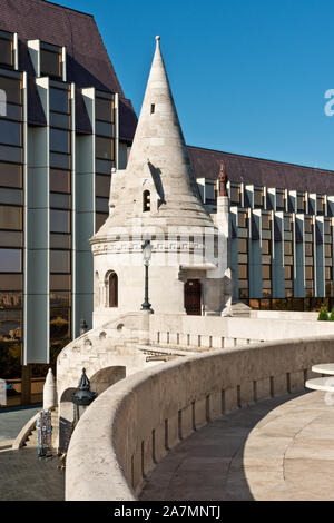 Des détails architecturaux du Bastion des Pêcheurs (Halászbástya). La colline du château de Buda Banque D'Images