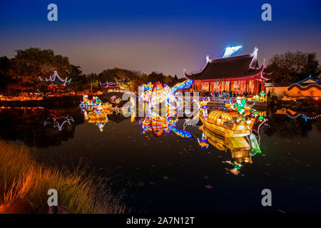 Jardin botanique de Montréal, festival lumière 2019 Chinois Banque D'Images