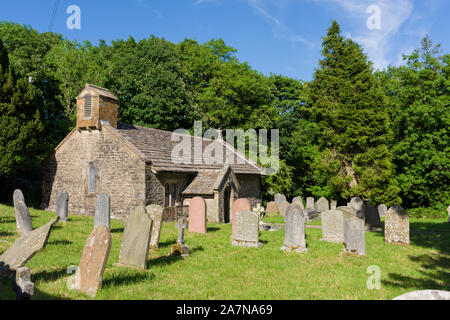 St Leonards Church dans le hameau de Chapelle-le-Dale dans le Yorkshire Dales National Park, North Yorkshire, Angleterre. Banque D'Images