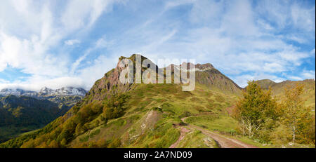 Peaks en Vallée d'Aspe dans les Pyrénées Banque D'Images