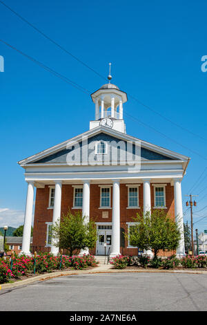 Fulton County Courthouse, 201 North 2nd Street, McConnellsburg, PA Banque D'Images