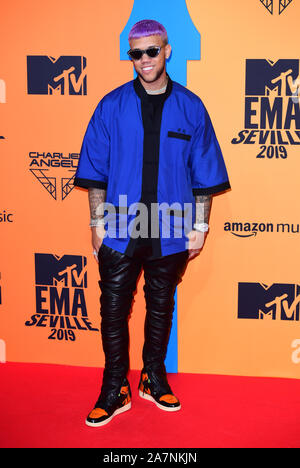 Jhay Cortez frequentant les MTV Europe Music Awards 2019 qui a eu lieu a la Conference et des Expositions Fibes de Seville Espagne Photo Stock Alamy