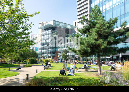 Le Livre vert, MediaCityUK, Salford Quays, Salford, Greater Manchester, Angleterre, Royaume-Uni Banque D'Images