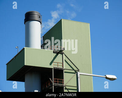 Vienne/Autriche - 3 juin 2019 : Détail de la cheminée de l'usine de traitement de déchets dangereux à Vienne Autriche Banque D'Images