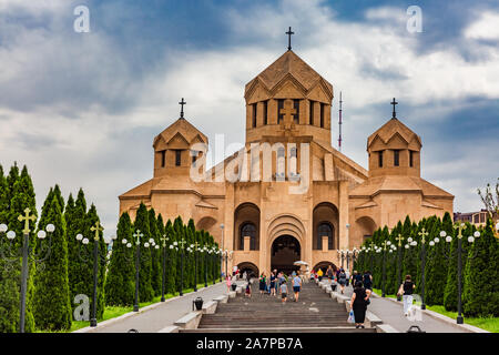 Yerevan , Arménie - 16 août 2019 : Saint Grégoire l'Illuminateur monument Cathédrale de Erevan capitale de l'Arménie Banque D'Images