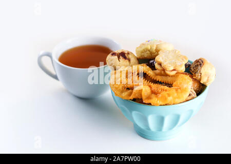 Desserts du Moyen-Orient. L'Arabe des bonbons. Le henné et Mimouna Cookies. Banque D'Images