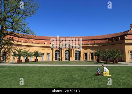 ERLANGEN, ALLEMAGNE - le 6 mai 2018 : visite du parc Schlossgarten à Erlangen, Allemagne. Erlangen est une ville importante dans la région métropolitaine de Nuremberg Banque D'Images