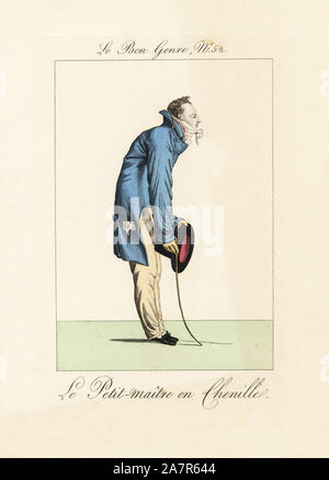 Jeune homme en chenille veste, pantalon, gants, foulard, top hat et stick. 'Lorsque fashions apparaître étrange ou d'embarrassant, je me rappelle le chien perruques, large-manteaux, manches en bois, broderie arabesque talons, d'énormes paniers, qui ont été trouvés ou majestueuse commode par nos pères." gravure coloriée de Pierre de la Mesangere's Le Bon Genre, Paris, 1817. Banque D'Images