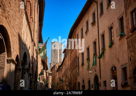 Les rues de San Gimignano Toscane Italie Banque D'Images