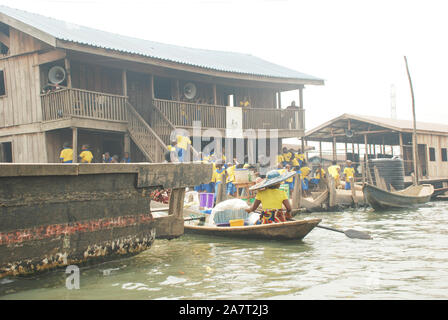 Makoko : une école construite sur le front de mer dans la banlieue de Makoko à Lagos, au Nigeria Banque D'Images