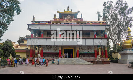 Joliment décorée d'un lieu saint Temple mongole à Bodhgaya, Bihar, Inde.Un beau temple du Bouddha, buddisht Banque D'Images