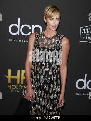 Los Angeles, Californie - Nov 03, 2019 : Charlize Theron assiste à la 23e Hollywood Film Awards au Beverly Hilton Hotel Banque D'Images