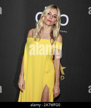 Los Angeles, Californie - Nov 03, 2019 : Sienna Miller assiste à la 23e Hollywood Film Awards au Beverly Hilton Hotel Banque D'Images