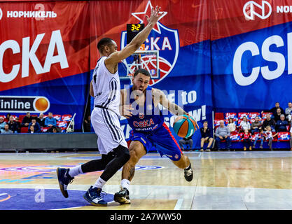 # 5 Mike James de CSKA Moscou vu en action contre Avtodor Saratov VTB United League au cours de la match à Moscou.(score final ; le CSKA Moscou 103:79 Avtodor Saratov) Banque D'Images