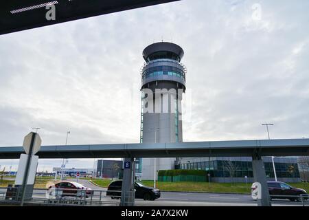 La VILLE DE QUÉBEC, CANADA -2 nov 2019- Vue de l'Aéroport International Jean Lesage (YQB) dans la ville de Québec, Canada. Banque D'Images