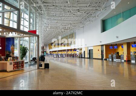 La VILLE DE QUÉBEC, CANADA -2 nov 2019- Vue de l'Aéroport International Jean Lesage (YQB) dans la ville de Québec, Canada. Banque D'Images