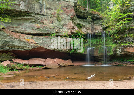 Twin Falls, Port Wing, Bayfield comté, Automne, WI, États-Unis d'Amérique, par Dominique Braud/Dembinsky Assoc Photo Banque D'Images