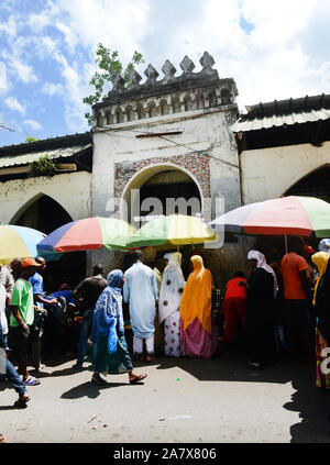 Le marché vibrant à Moroni, Comores. Banque D'Images