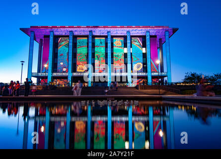 Bibliothèque nationale d'Australie, éclairer Festival, Canberra, Australie Banque D'Images