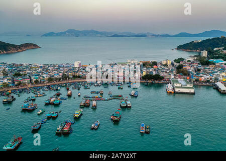 Au coucher du soleil Vue aérienne de Cheung Chau Hong Kong Banque D'Images