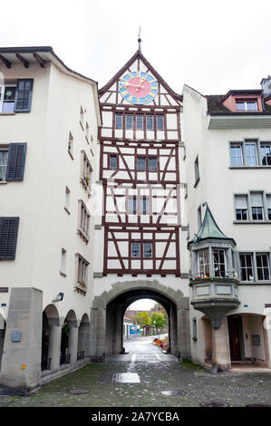 Bâtiments historiques préservés au Burgtheater, une place de la ville dans la vieille petite ville de Stein am Rhein, Suisse Banque D'Images